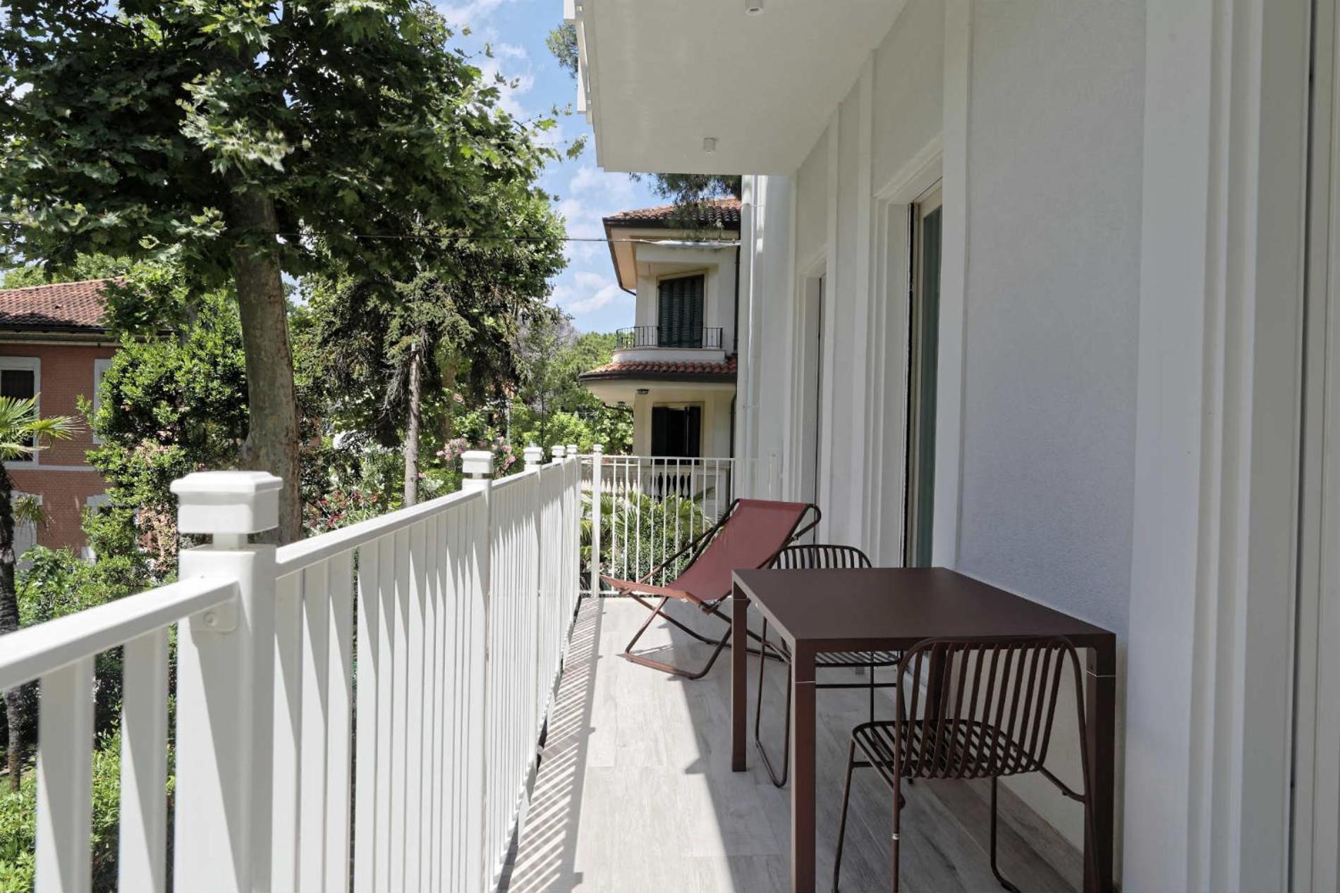 Aparthotel Elegance Riccione Esterno foto